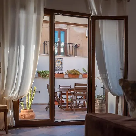 A Casa Del Gioielliere Apartment Palermo Exterior photo